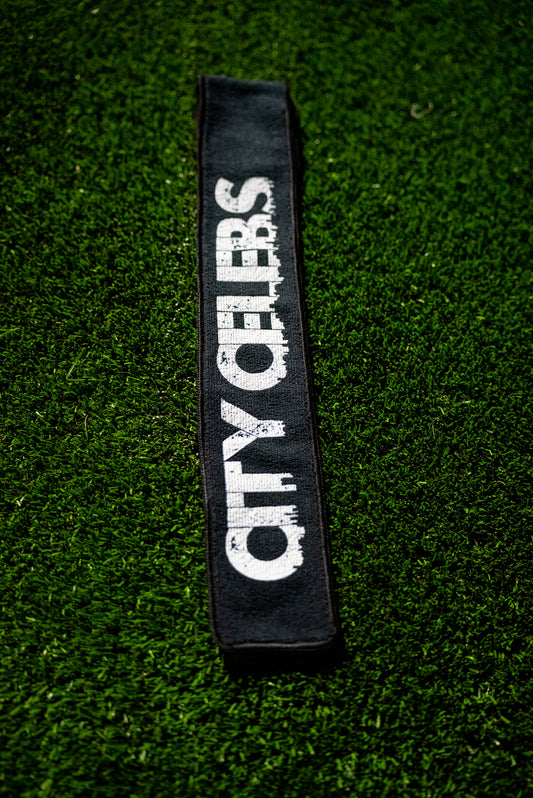 City Celebs Streamer Towel (Black)
